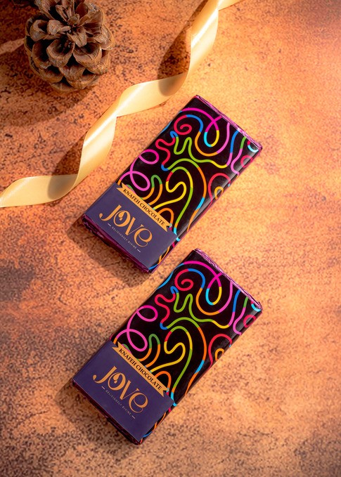 Knafeh Pistachio Chocolate Bar 180 Grams - Image 3