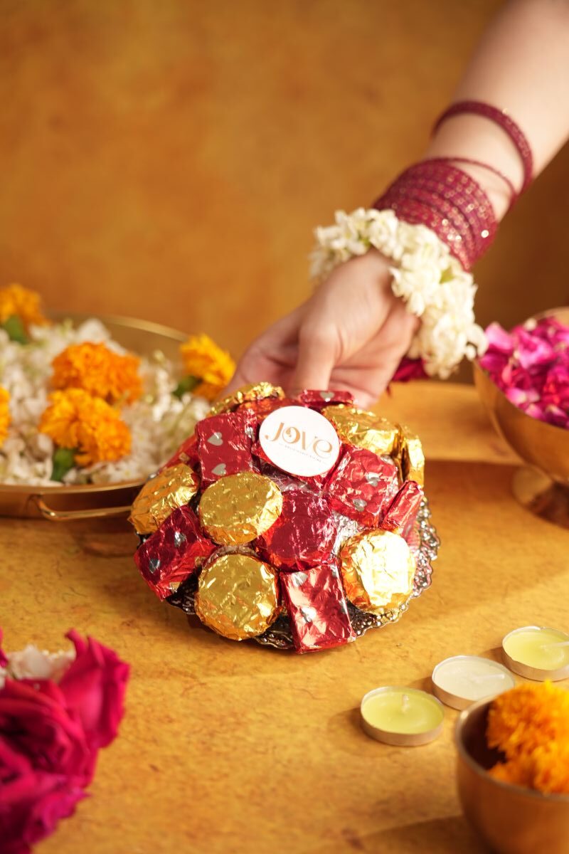 Wedding Chocolate Platter 18 Pcs - Image 3