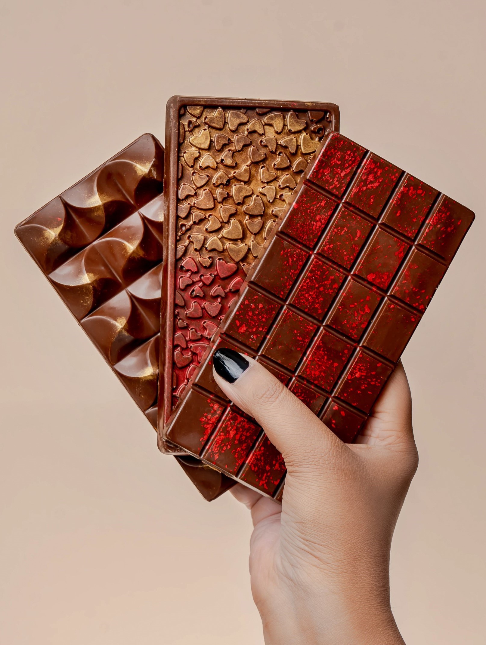 Valentine Chocolate Bar 90 GM Pack Of 3 gift box packaging - Jove artisan chocolates